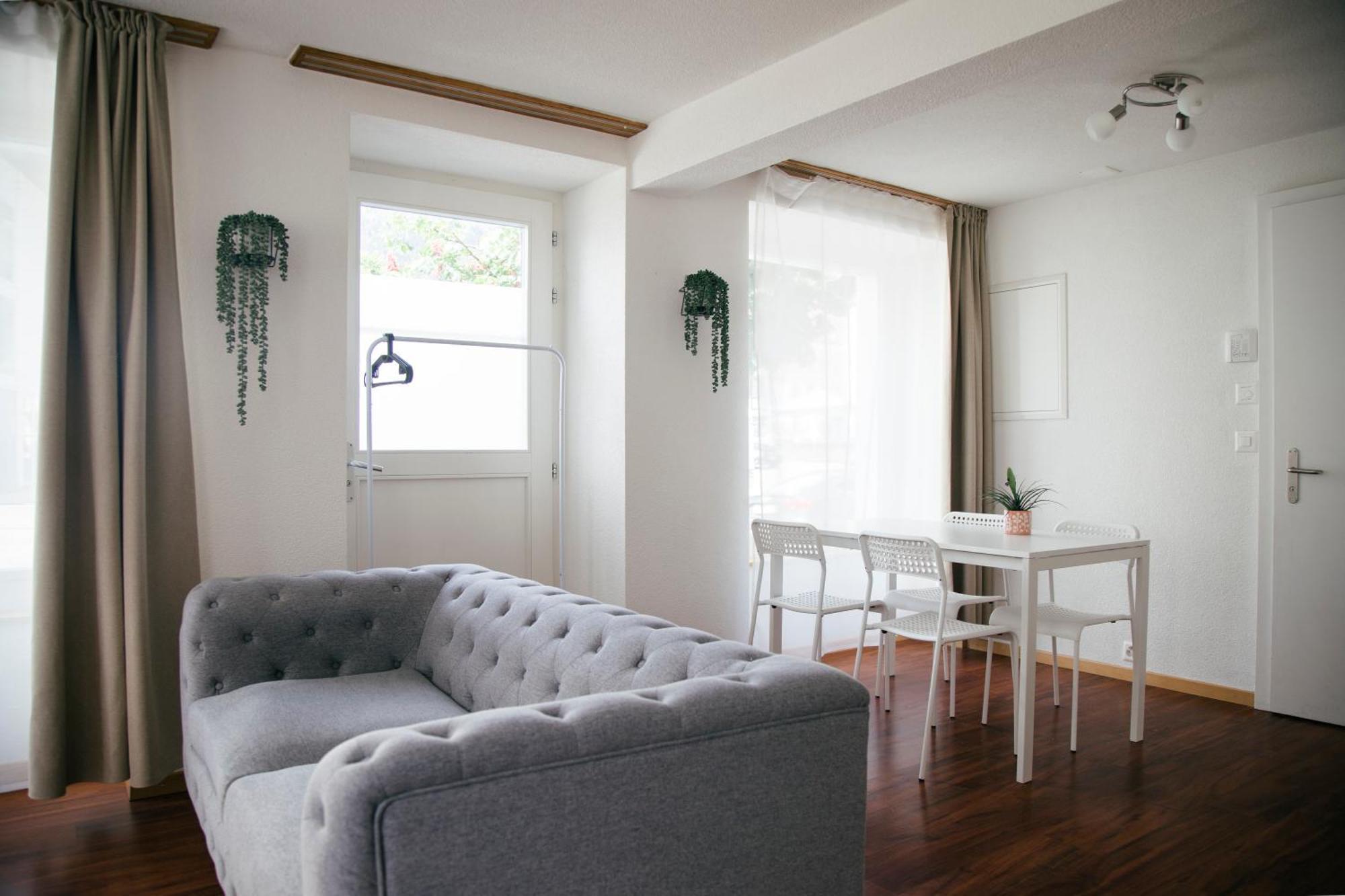 Nimbuzzz Apartments Unterseen Εξωτερικό φωτογραφία