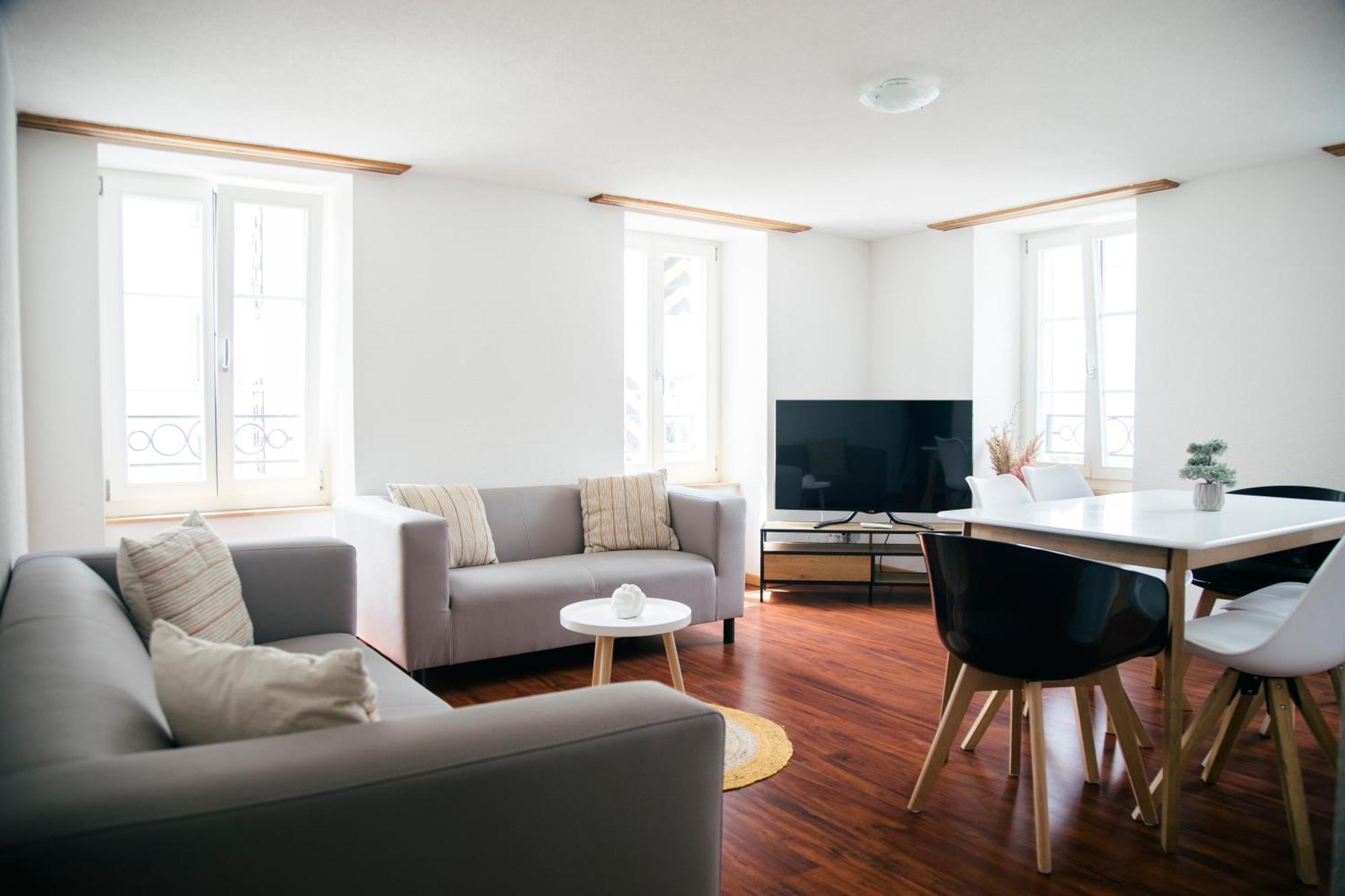 Nimbuzzz Apartments Unterseen Εξωτερικό φωτογραφία