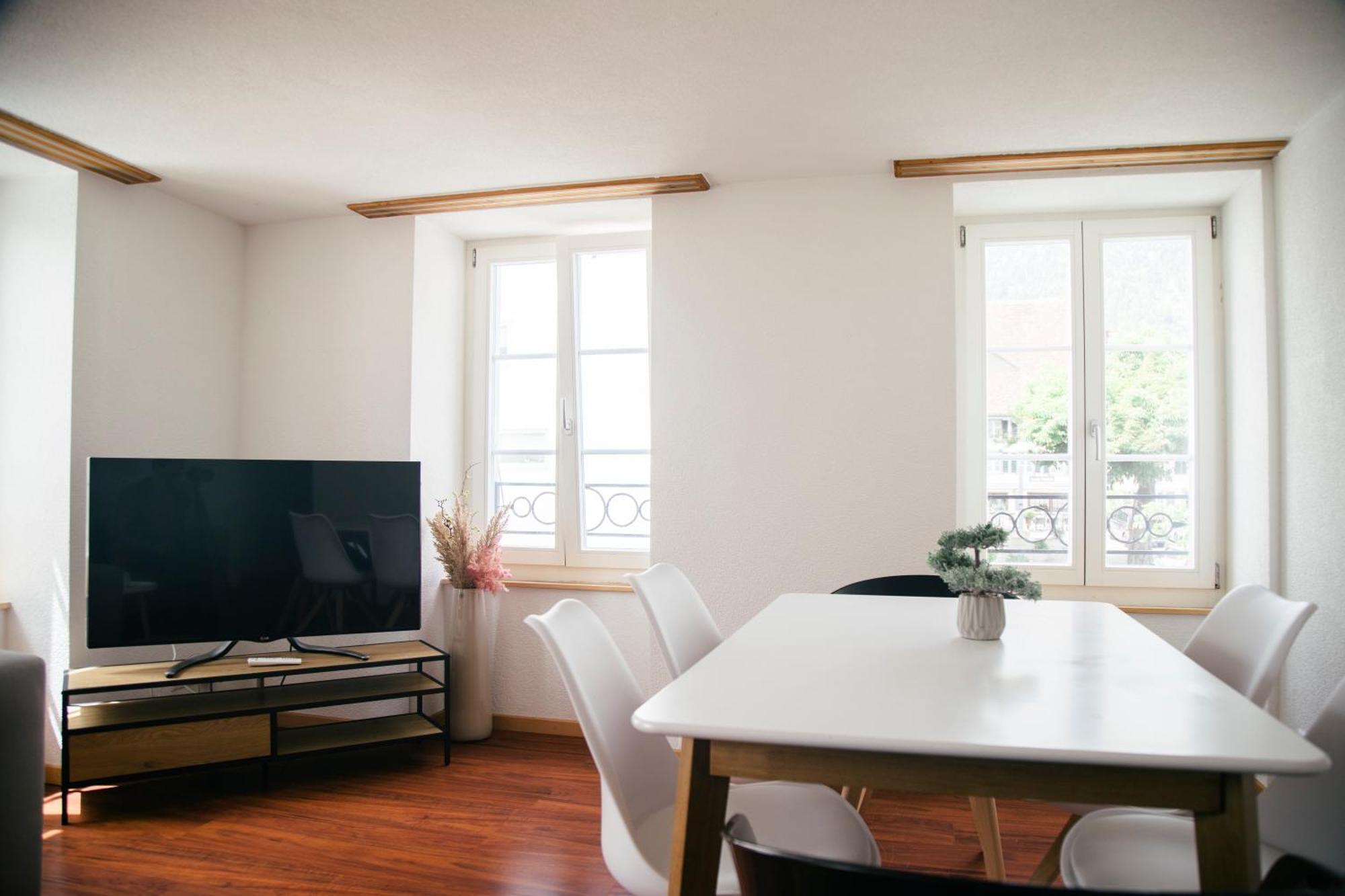 Nimbuzzz Apartments Unterseen Εξωτερικό φωτογραφία