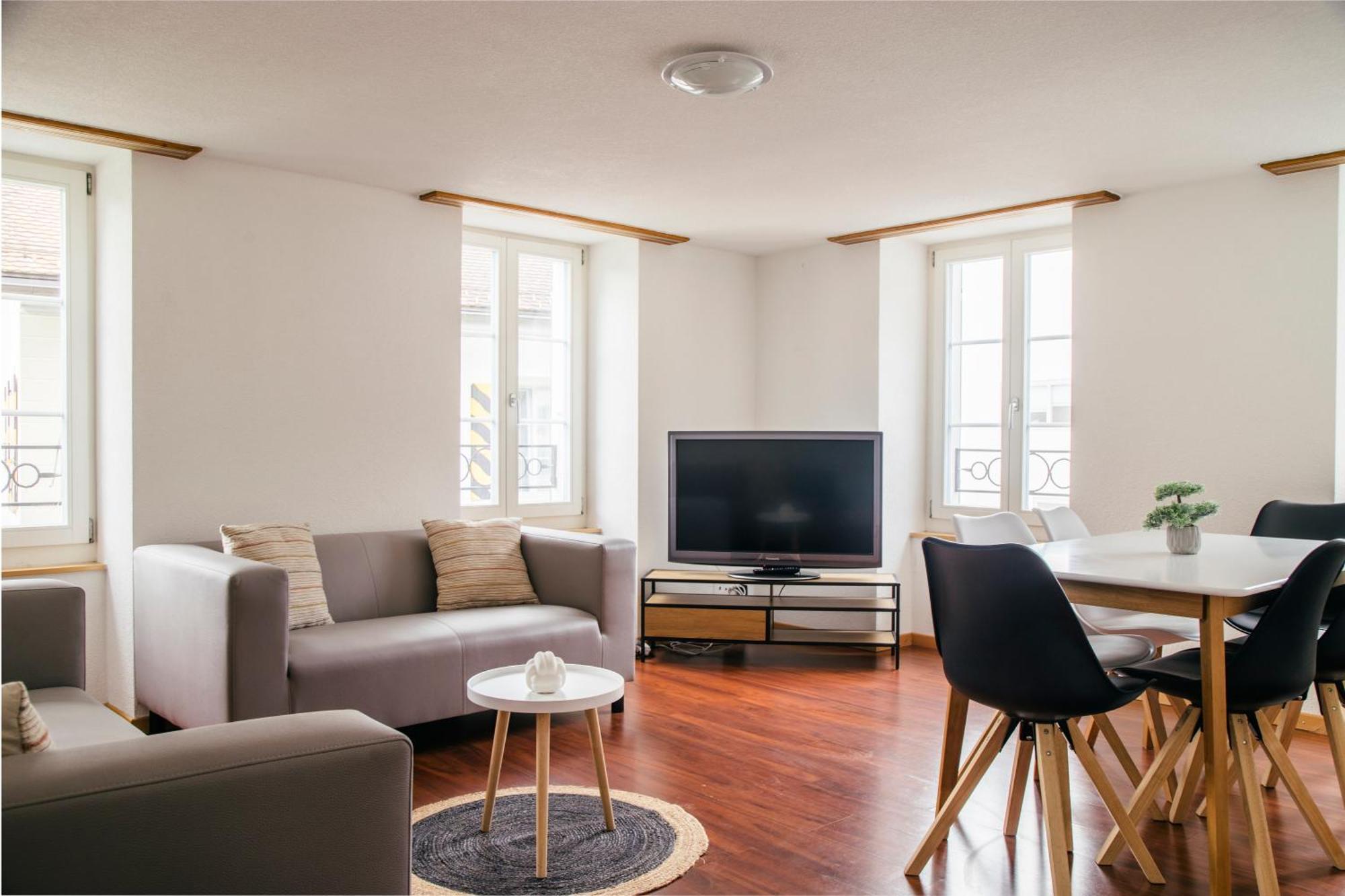 Nimbuzzz Apartments Unterseen Εξωτερικό φωτογραφία