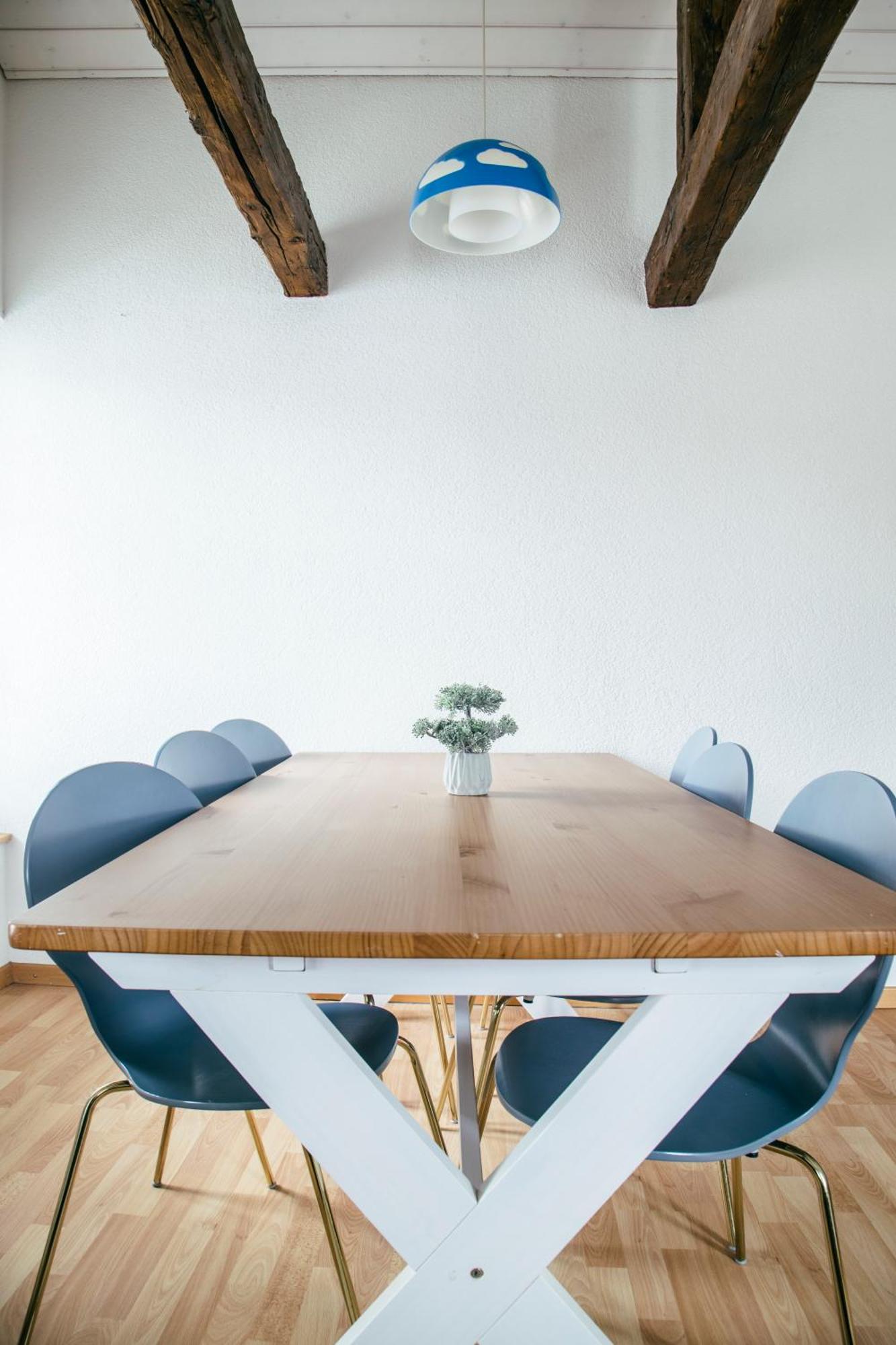 Nimbuzzz Apartments Unterseen Εξωτερικό φωτογραφία